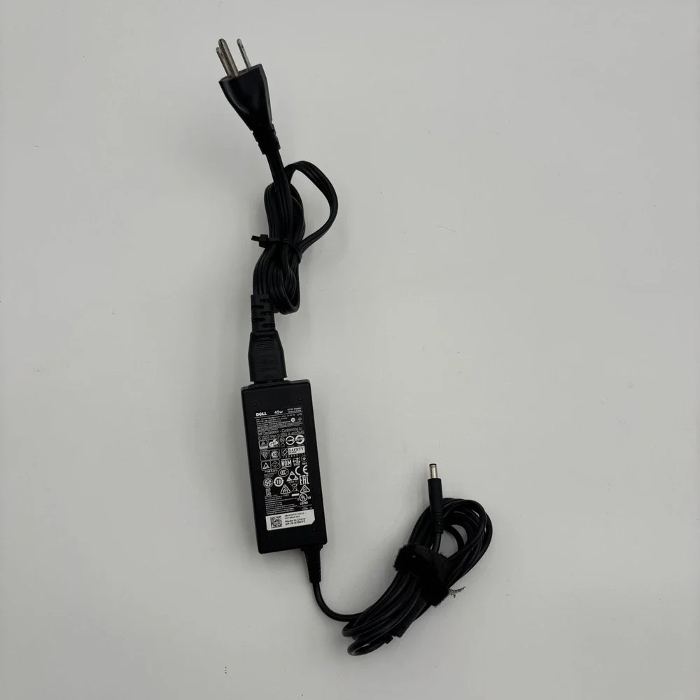Dell AC Adapter Laptop Charger 45W Black Excellent 19.5V 2.31A HK45NM140 070VTC